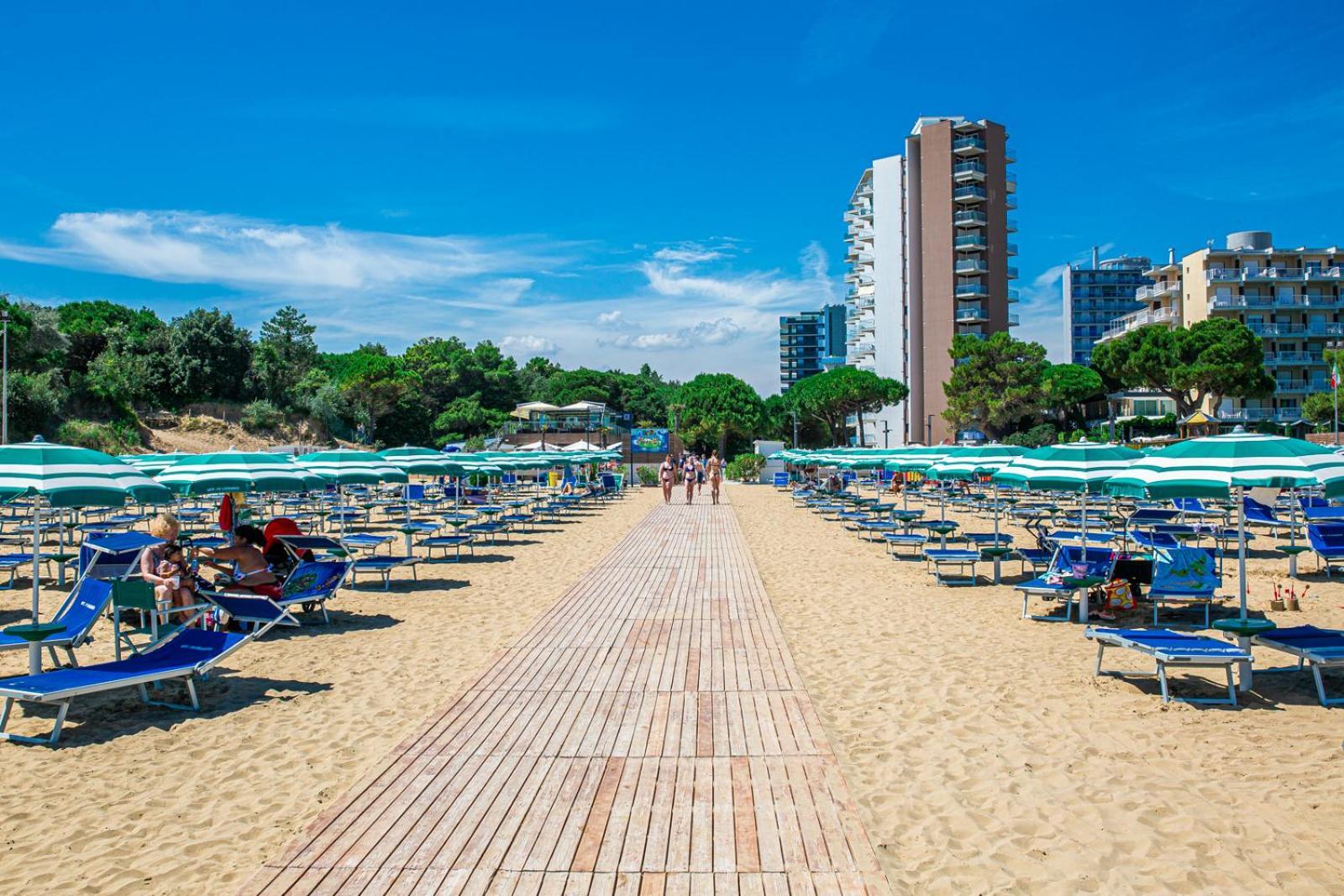 Appartamenti Bianco Nero Lignano Sabbiadoro Zewnętrze zdjęcie